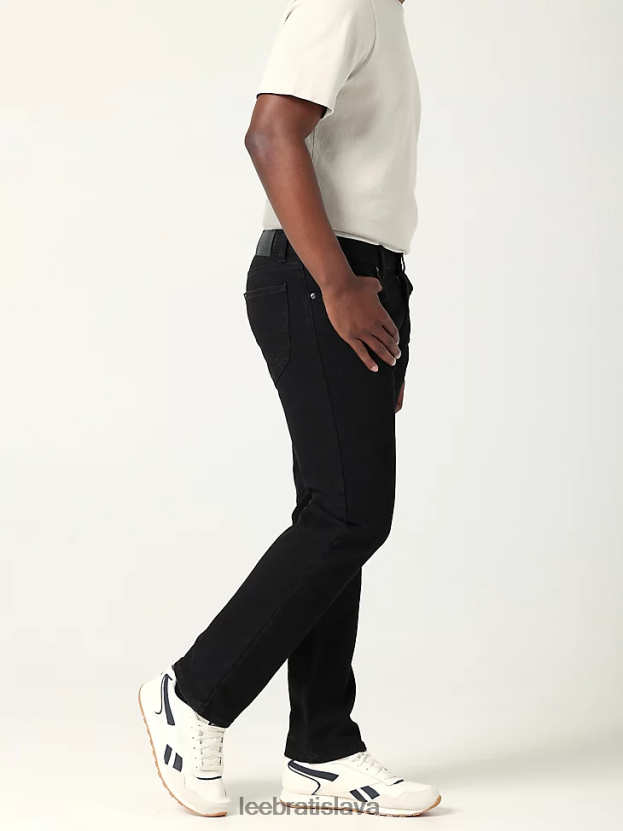 Lee oblečenie HL0J0R498 prefarbené na čierno muži legendárne obyčajné rovné džínsy