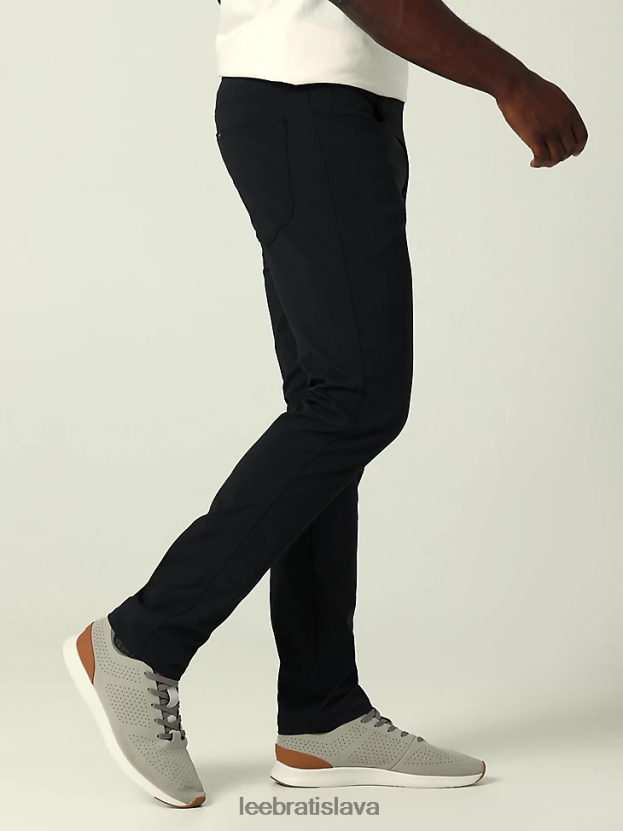 Lee oblečenie HL0J0R710 čierna muži syntetické nohavice slim fit extrémneho pohybu