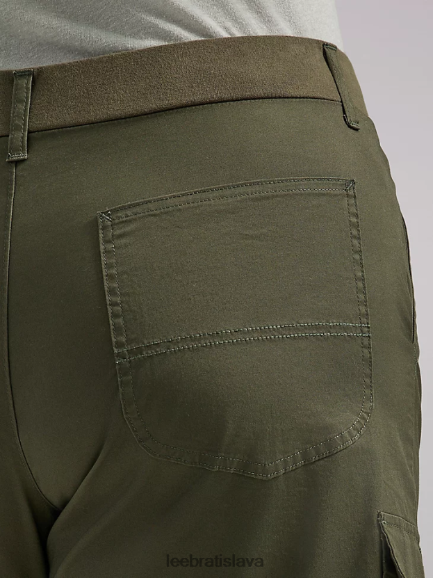 Lee oblečenie HL0J0R269 pohraničná oliva ženy ultra lux s flex-to-go uvoľneným nákladom bermudy (plus)